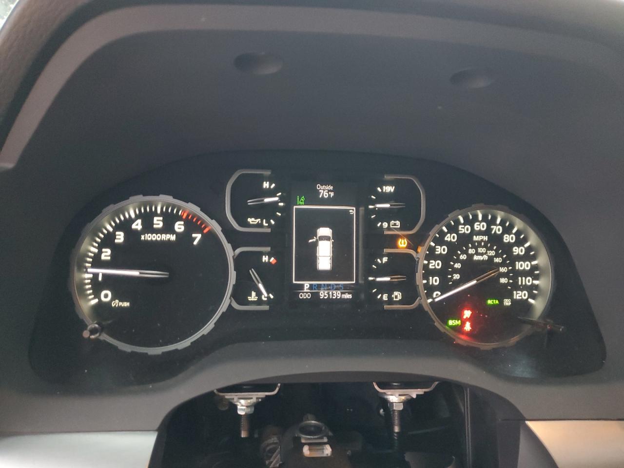 2018 Toyota Tundra - Image 9