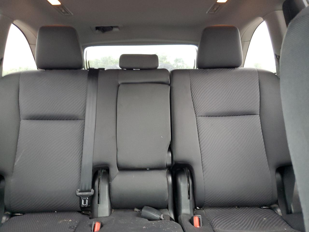 2018 Toyota Highlander Le VIN: 5TDBZRFH8JS886339 Lot: 65372384