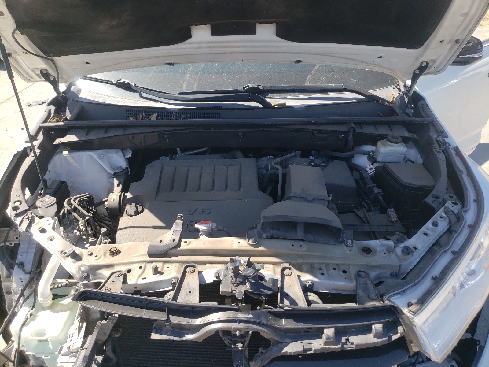 5TDKKRFH6GS139318 2016 Toyota Highlander Xle