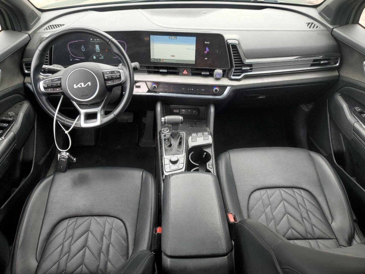 2023 Kia Sportage - Image 8