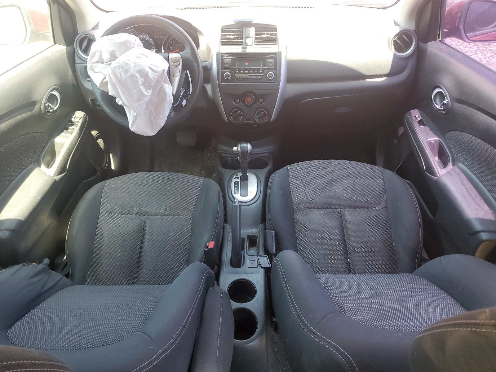 3N1CN7AP4FL839988 2015 Nissan Versa S