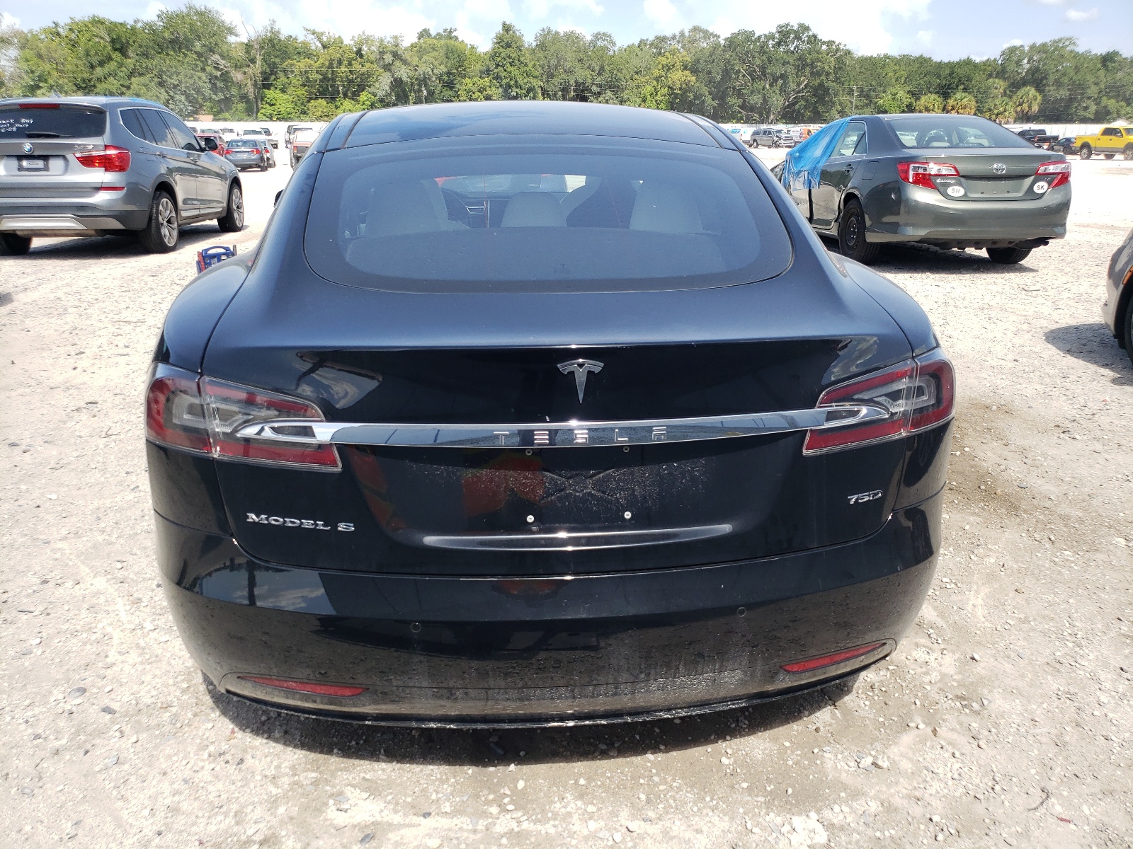 5YJSA1E20HF197318 2017 Tesla Model S