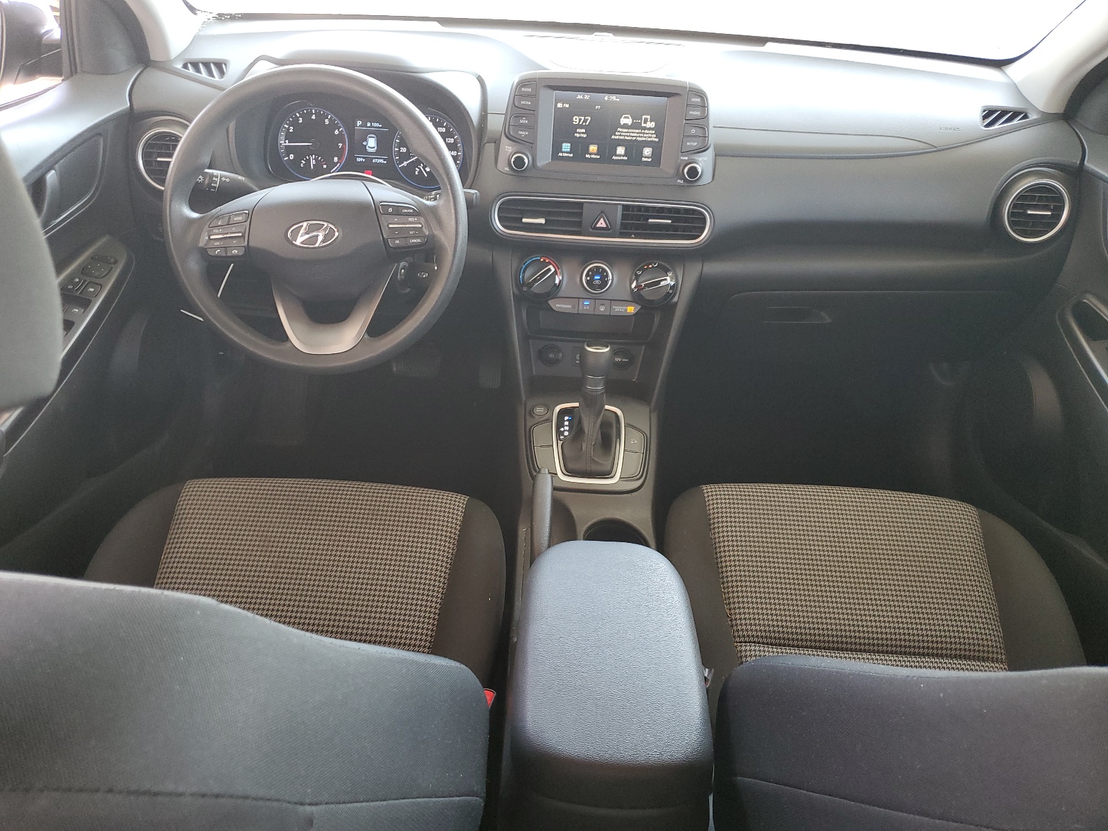 KM8K12AA7KU297400 2019 Hyundai Kona Se