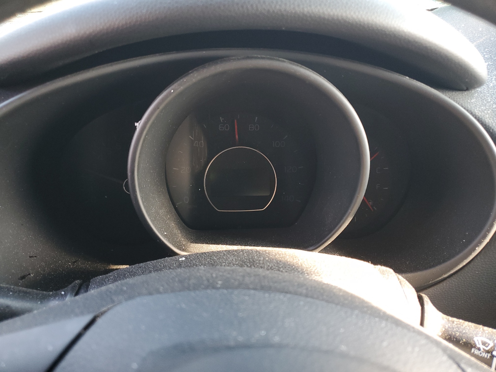 KNDJN2A28J7605202 2018 Kia Soul