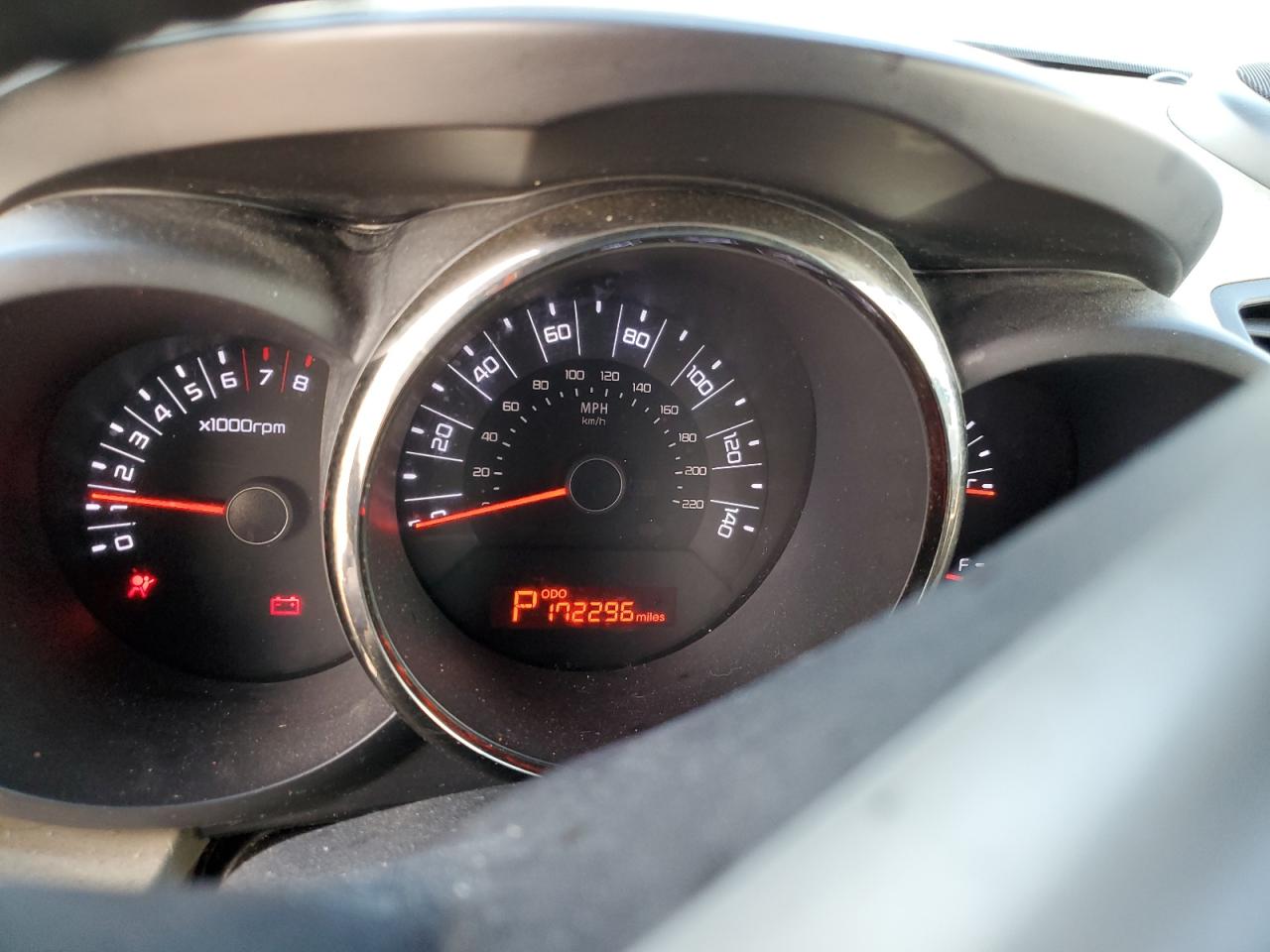 2011 Kia Soul + VIN: KNDJT2A25B7203015 Lot: 62293914