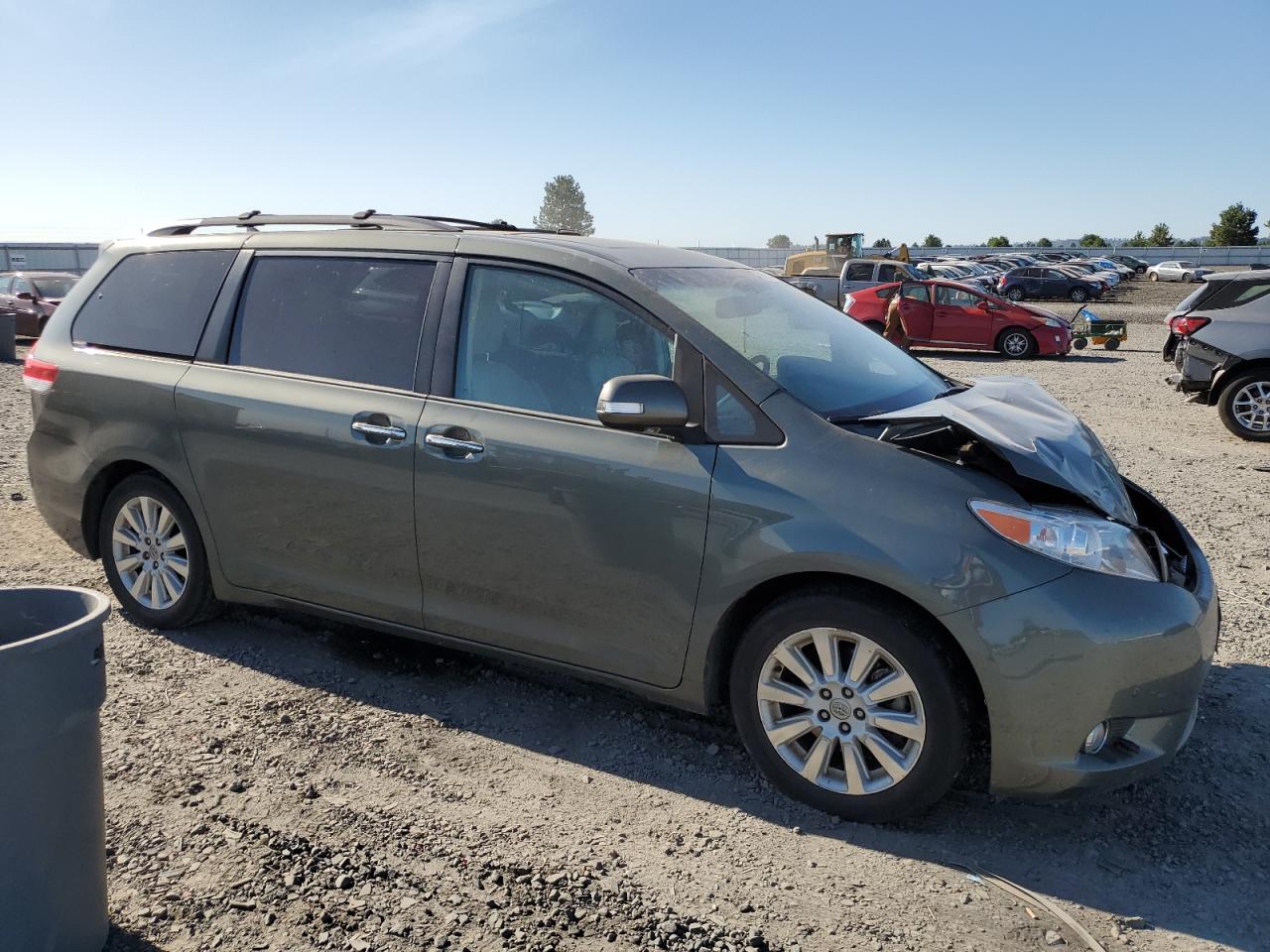 2013 Toyota Sienna Xle VIN: 5TDYK3DC2DS371408 Lot: 61967914