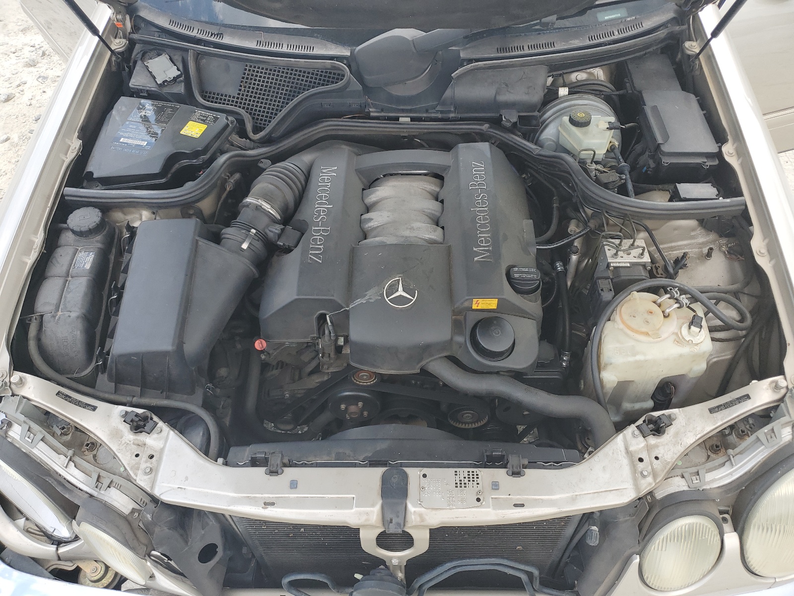 WDBJF65H4XA771178 1999 Mercedes-Benz E 320