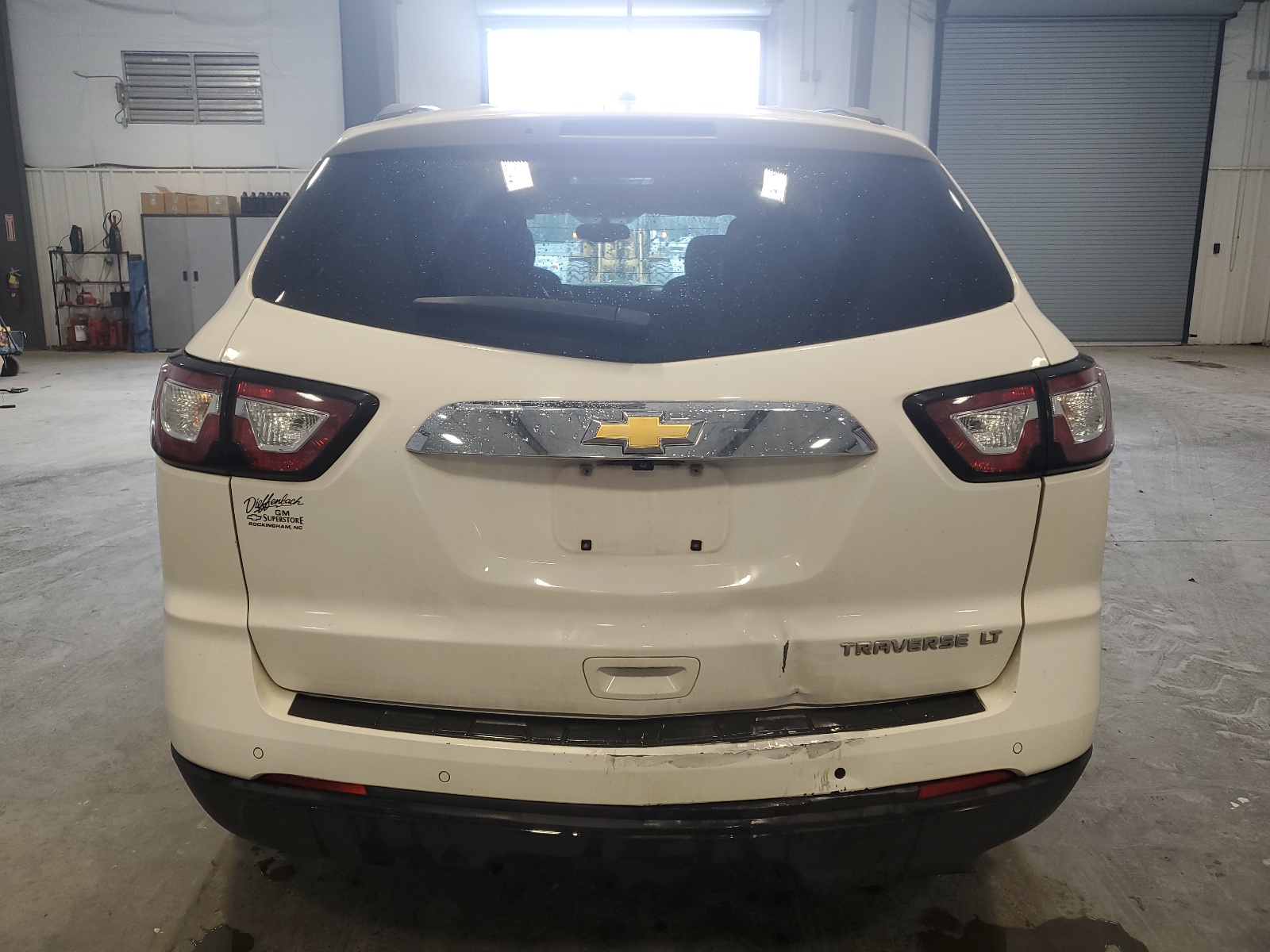 1GNKRHKD0FJ256145 2015 Chevrolet Traverse Lt