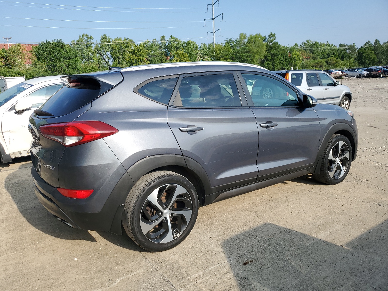 2016 Hyundai Tucson Limited vin: KM8J33A28GU105106