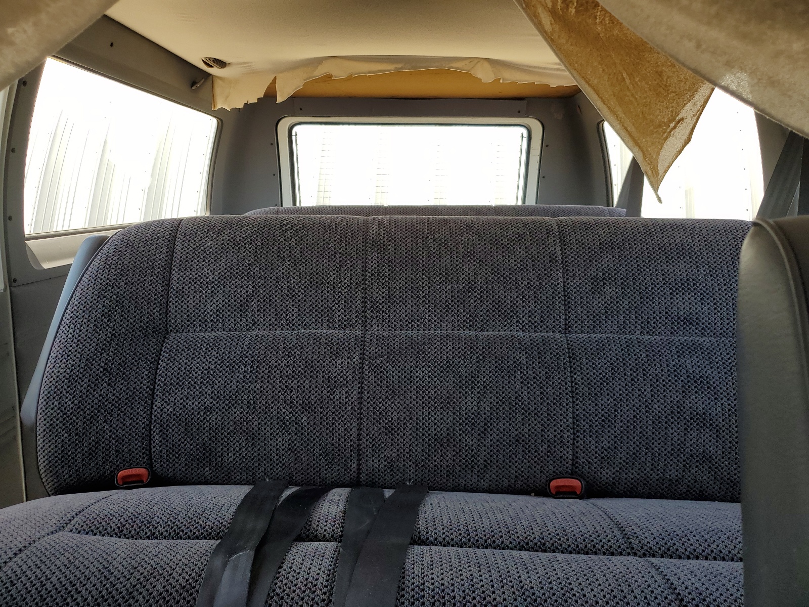 2B4JB25Y7YK158917 2000 Dodge Ram Wagon B2500