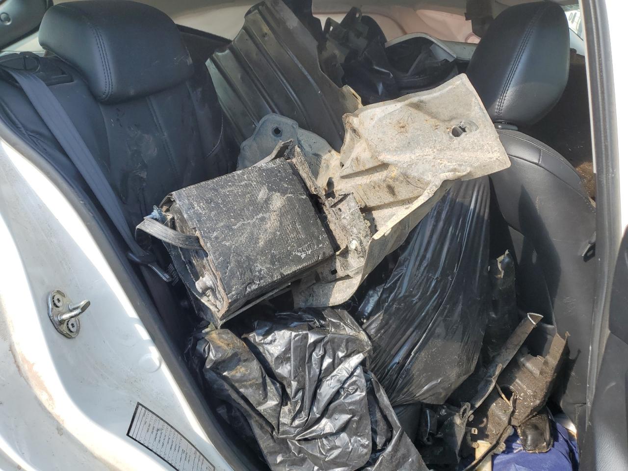 2018 Mazda 3 Touring VIN: 3MZBN1L33JM184688 Lot: 64710084