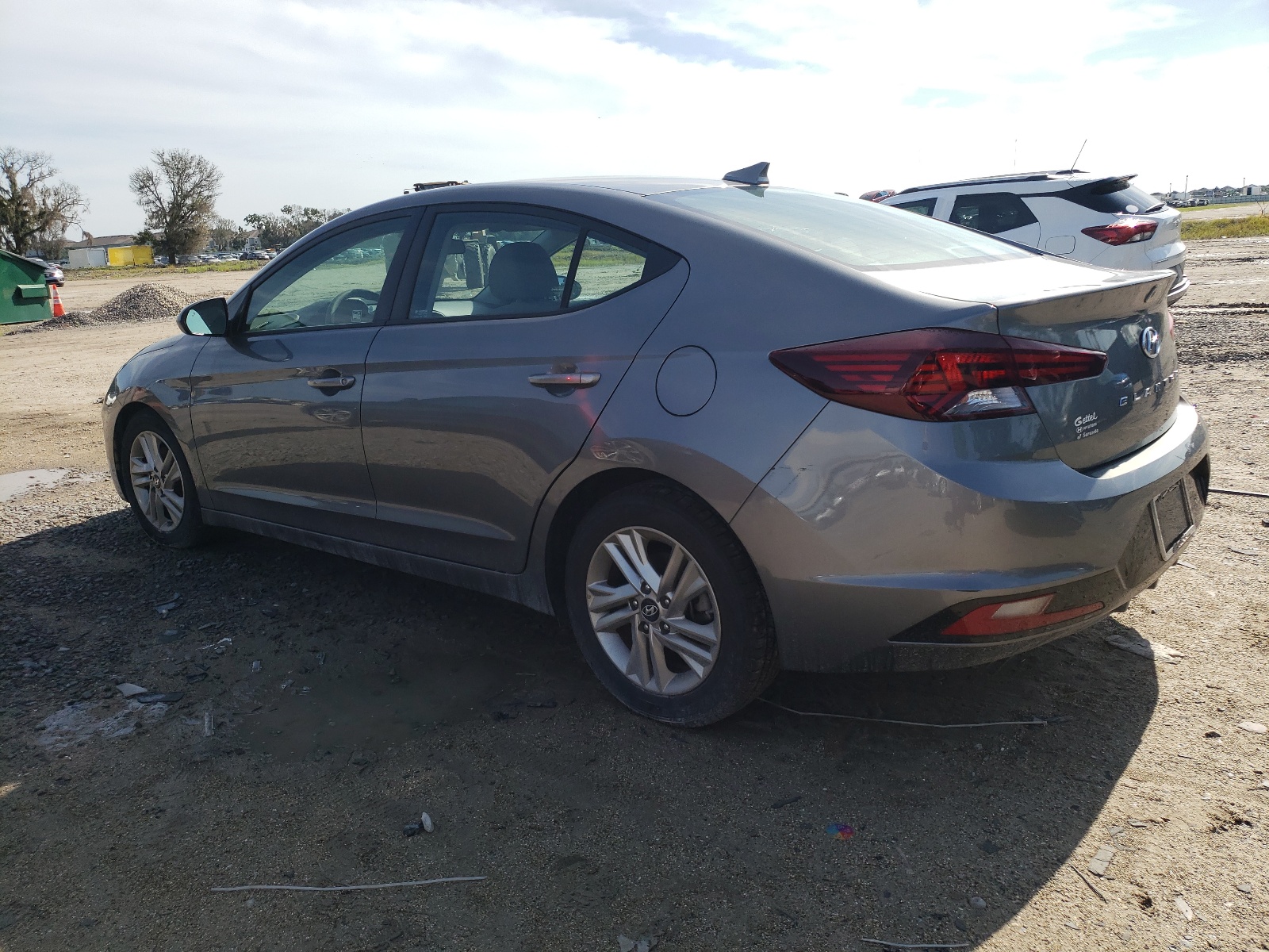 2019 Hyundai Elantra Sel vin: 5NPD84LF0KH445491