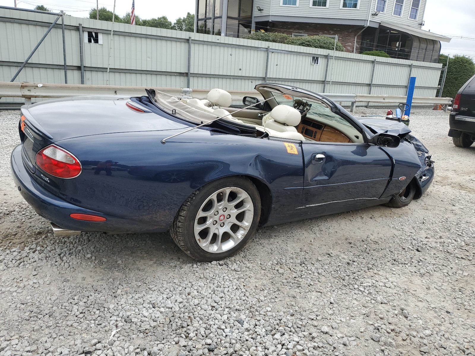 SAJDA42BX1PA13839 2001 Jaguar Xkr