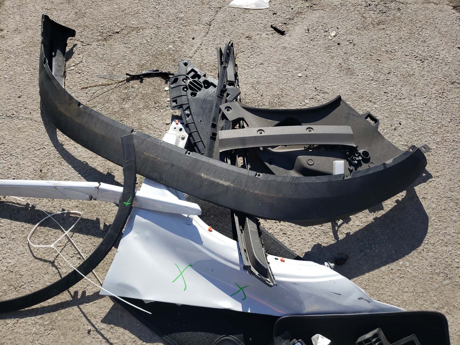 YSMED3KA6PL148104 2023 Polestar 2