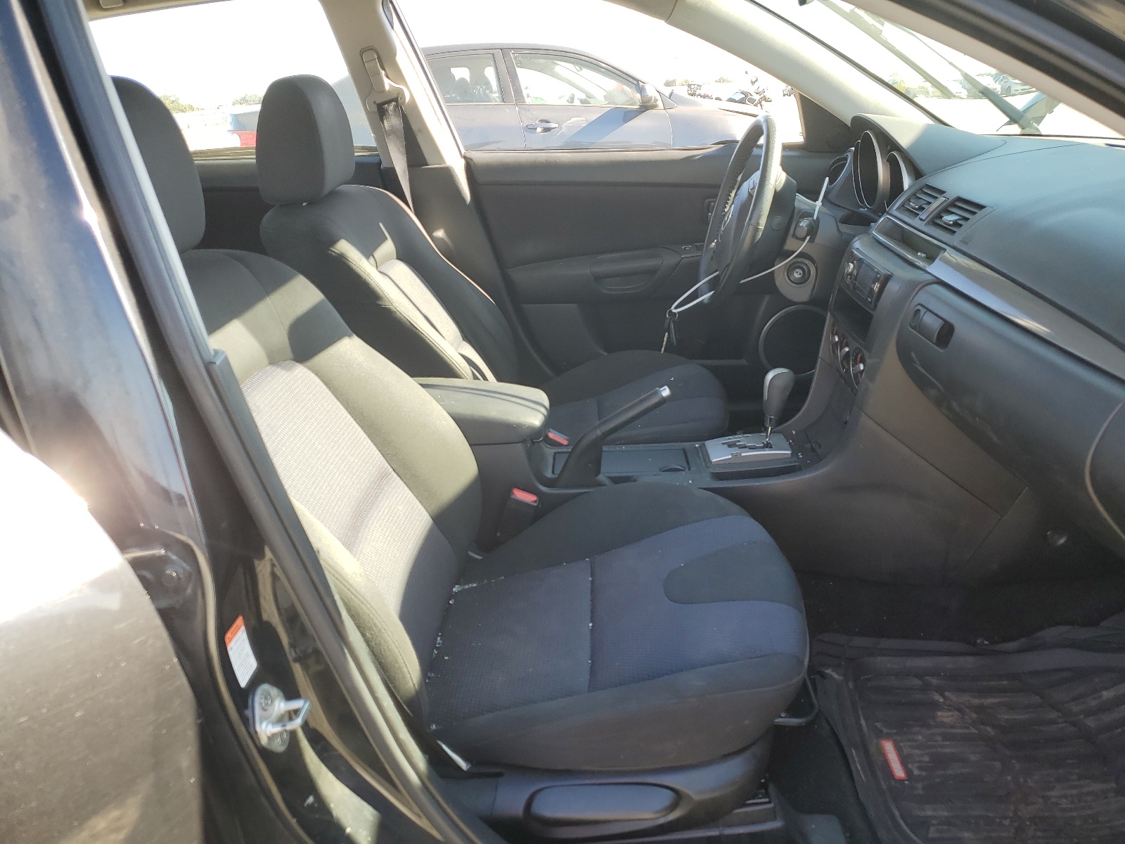 JM1BK344571750290 2007 Mazda 3 Hatchback