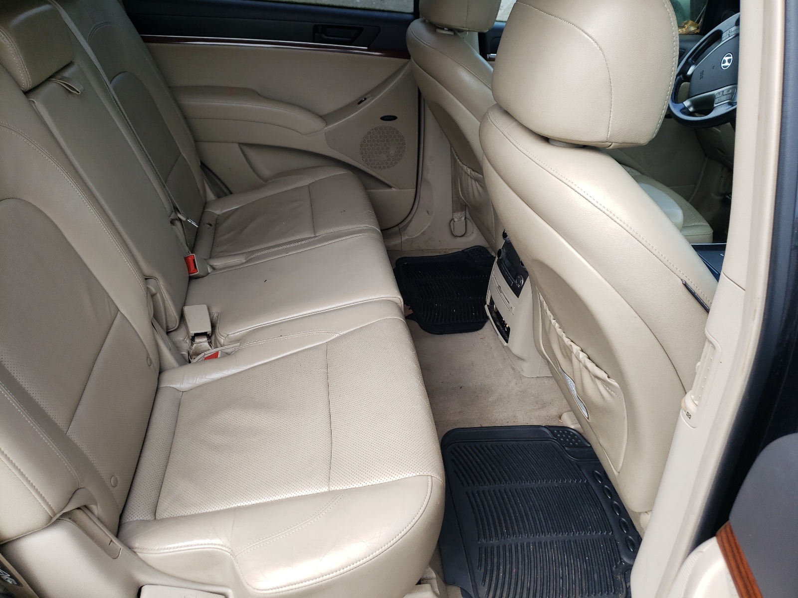 KM8NU13C18U029805 2008 Hyundai Veracruz Gls