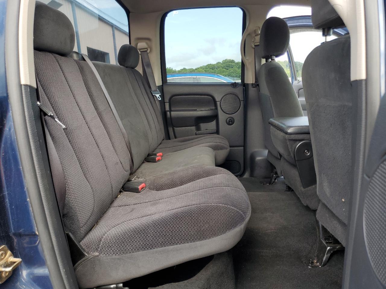 2005 Dodge Ram 1500 St VIN: 1D7HU18D75J581993 Lot: 63839234