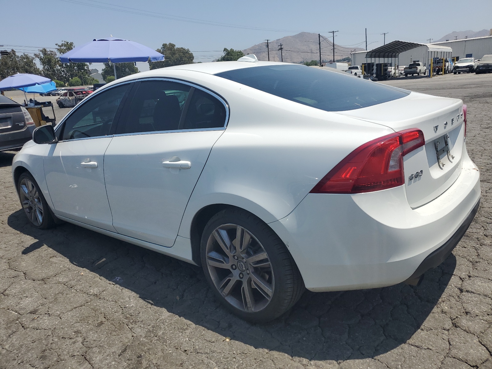 2012 Volvo S60 T5 vin: YV1622FS8C2113447