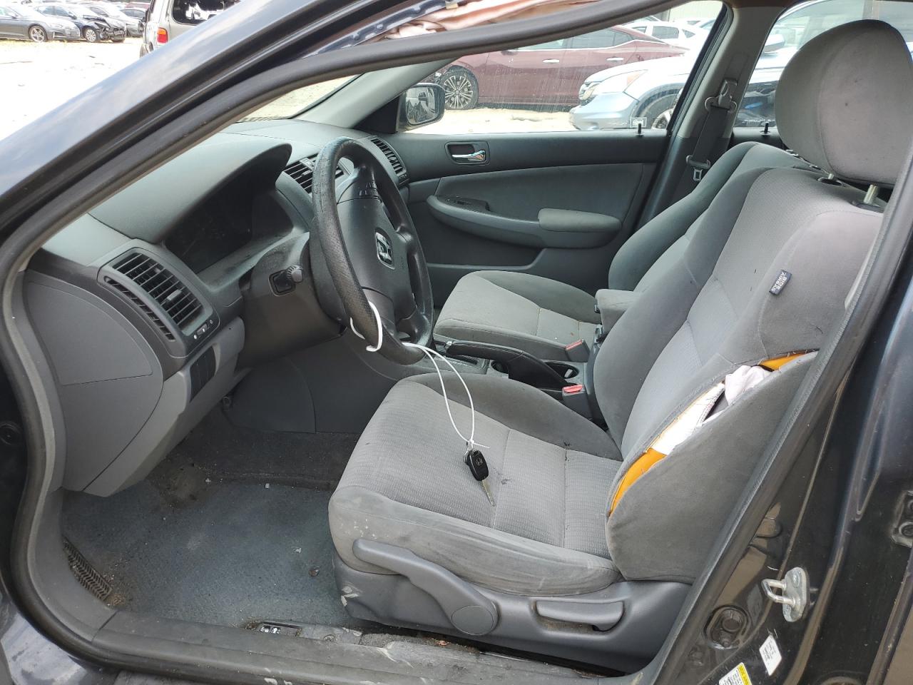 2005 Honda Accord Lx VIN: 1HGCM56465A140064 Lot: 61021914