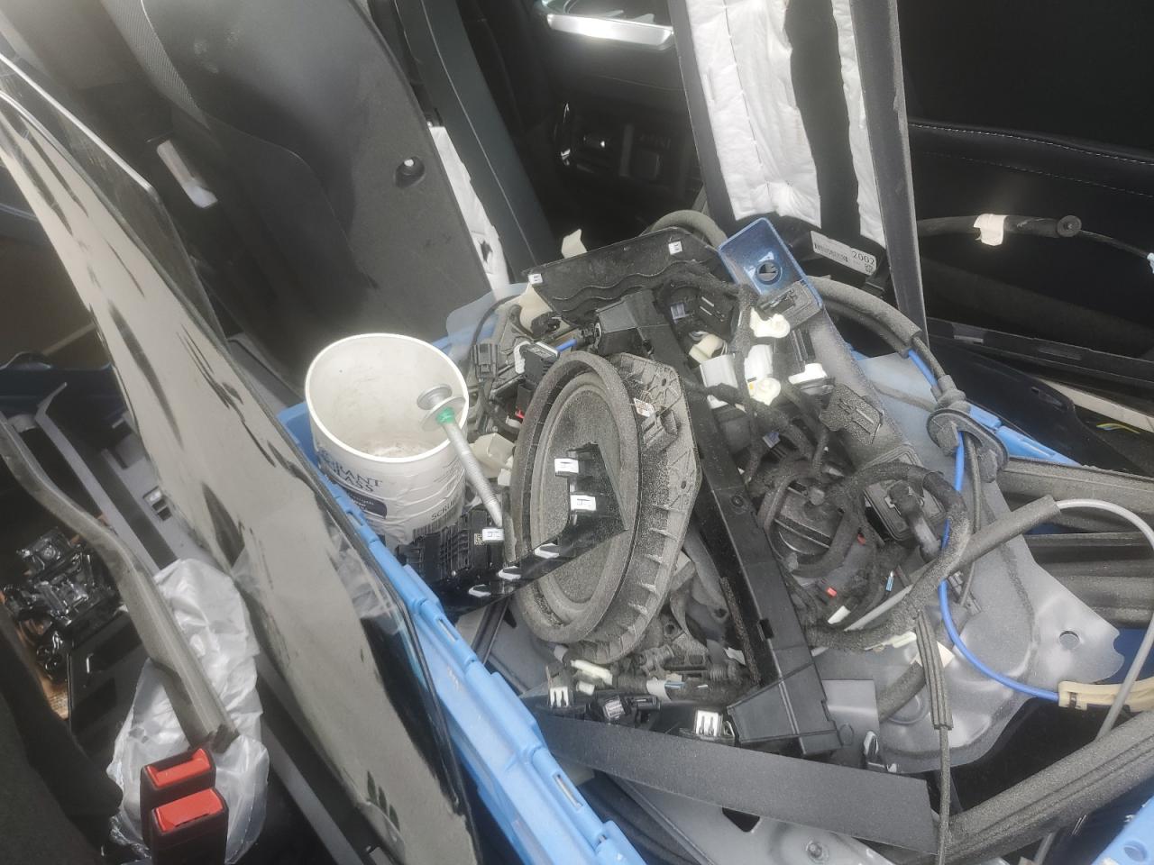 2022 Ford F150 Lightning Pro VIN: 1FT6W1EV1NWG06589 Lot: 63295434