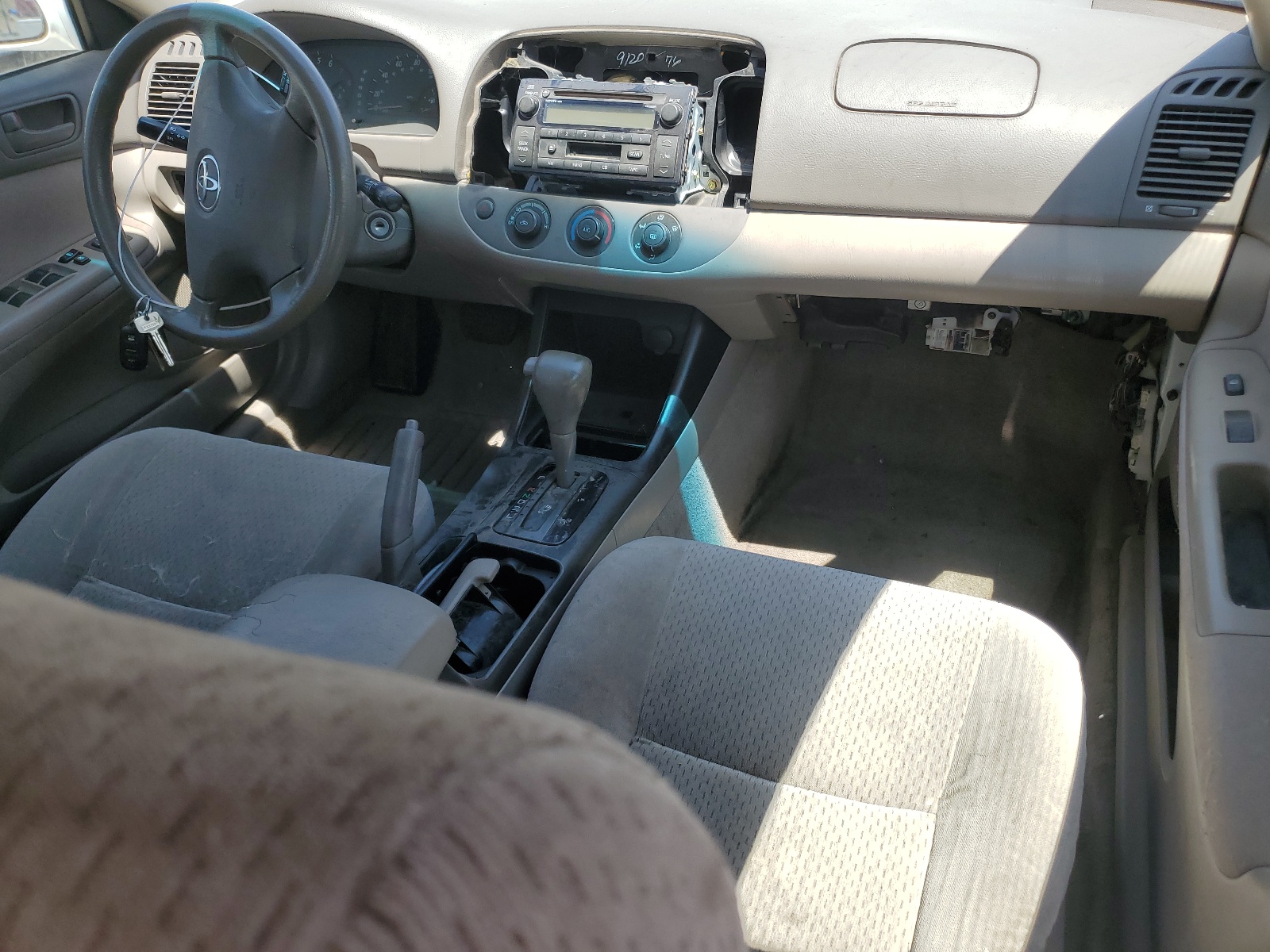 JTDBE32K330154913 2003 Toyota Camry Le