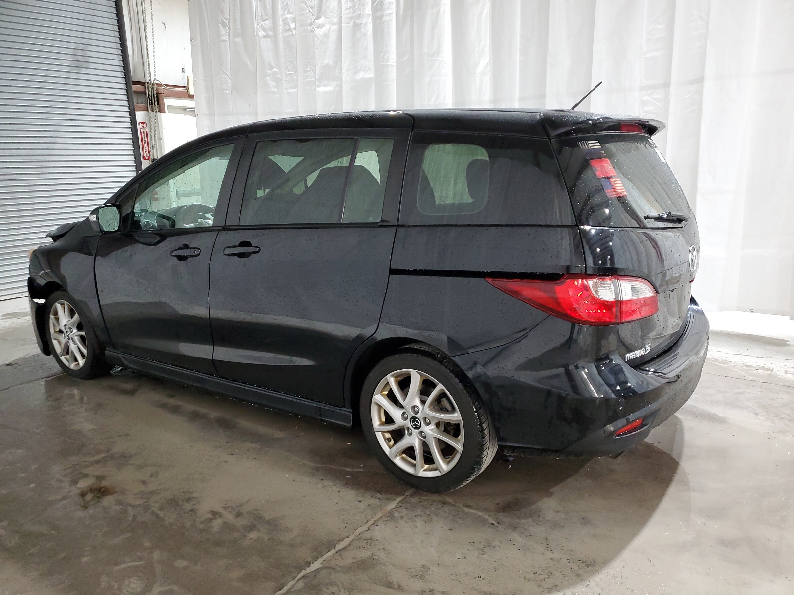 2014 Mazda 5 Touring vin: JM1CW2CL8E0168621