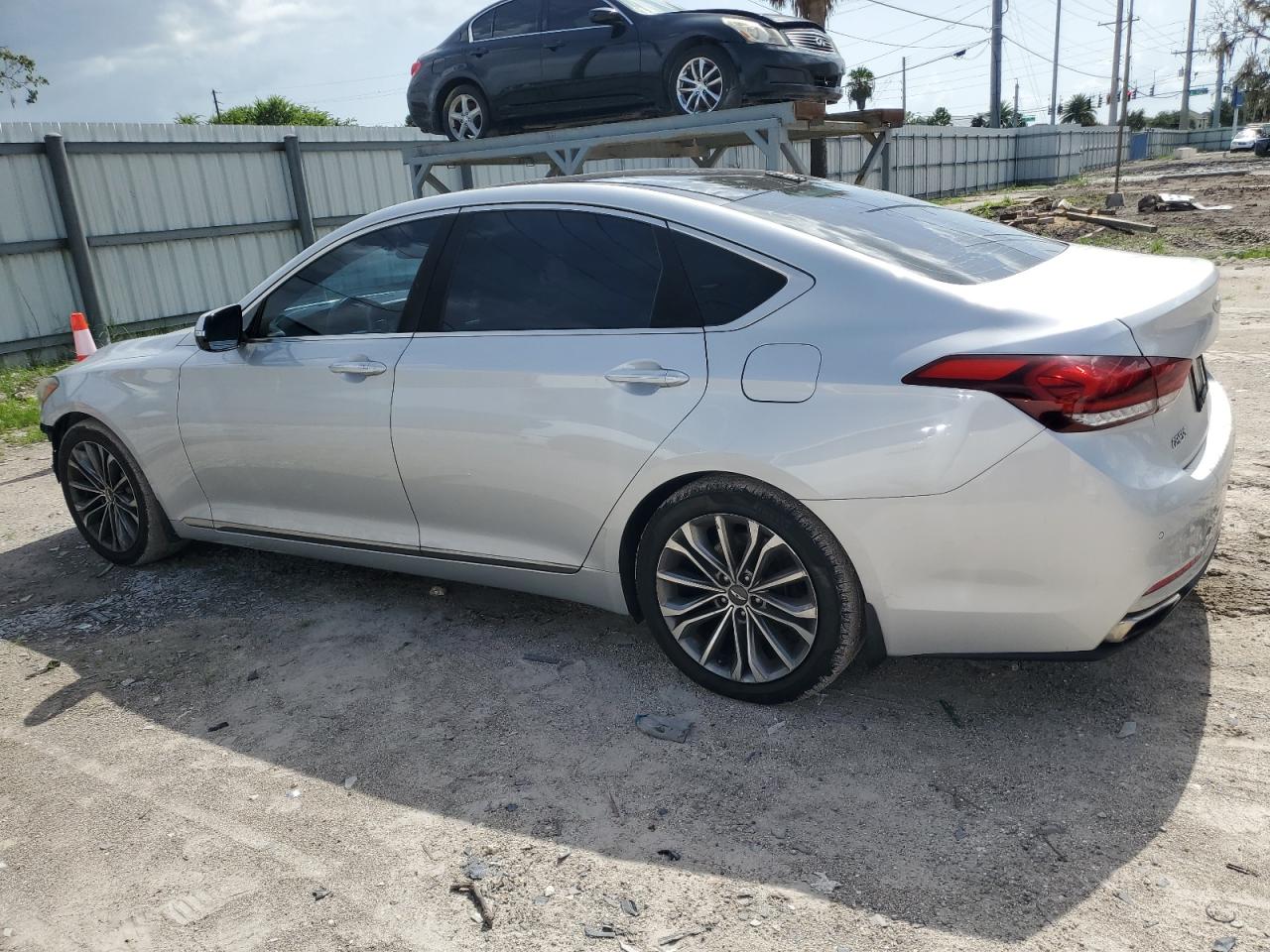 2015 Hyundai Genesis 3.8L VIN: KMHGN4JE9FU061698 Lot: 63431434