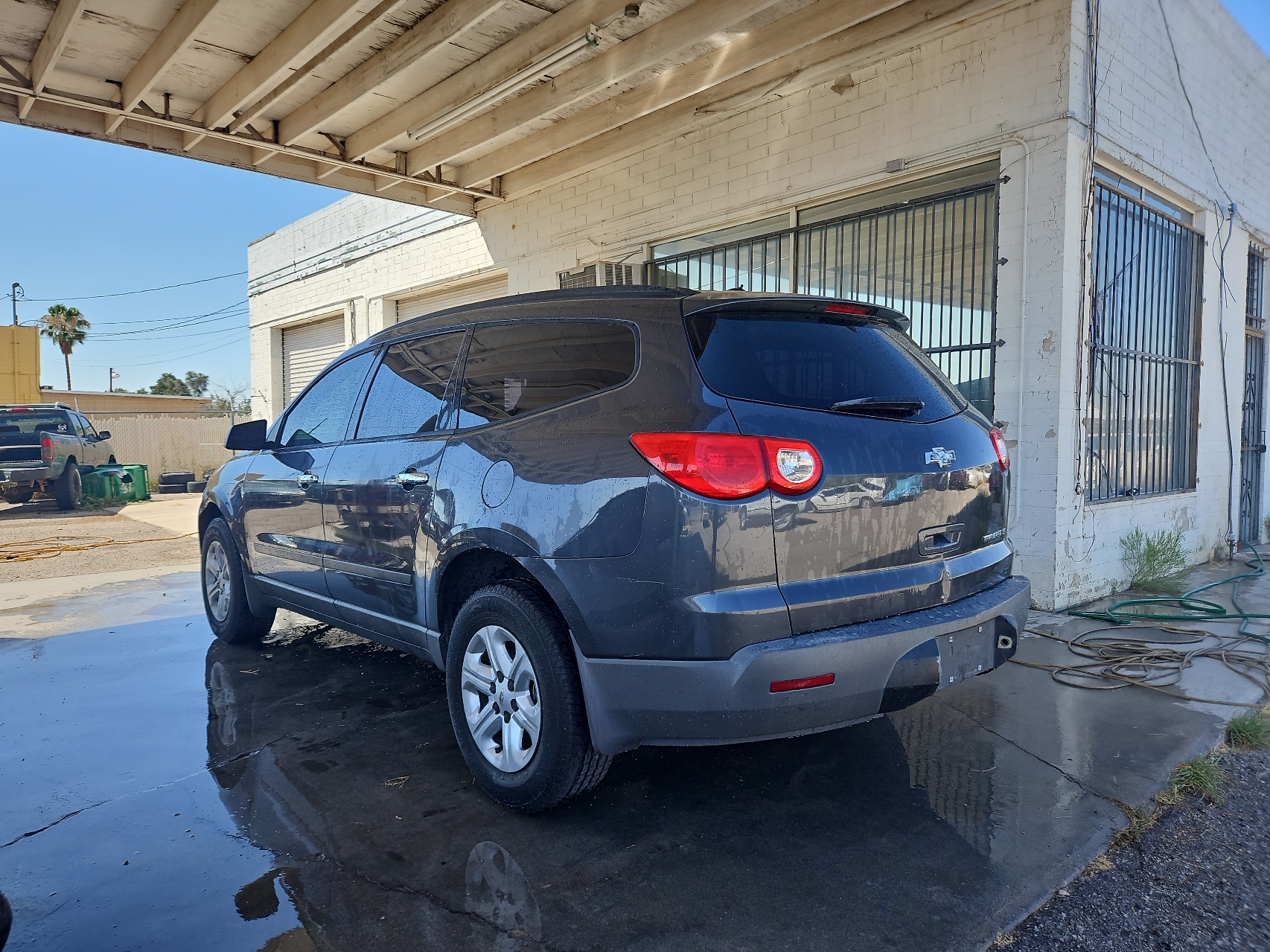 2012 Chevrolet Traverse Ls vin: 1GNKREED2CJ399247