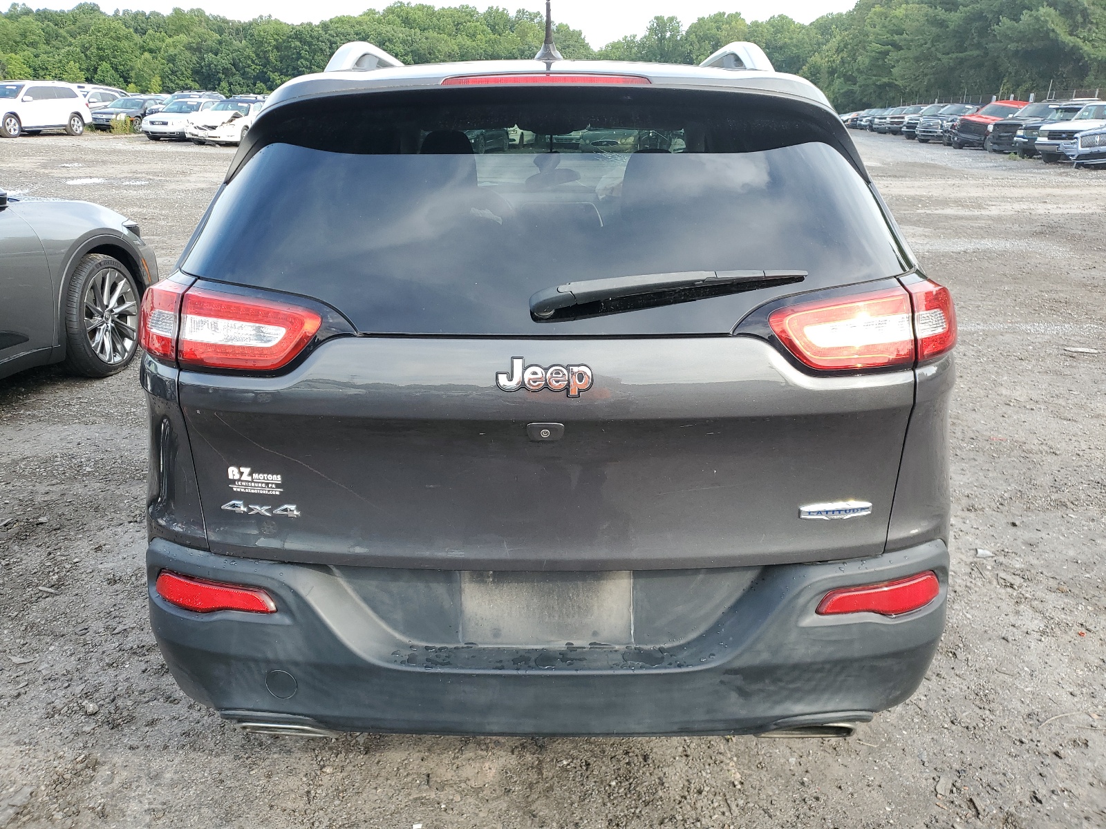 2015 Jeep Cherokee Latitude vin: 1C4PJMCS8FW794848