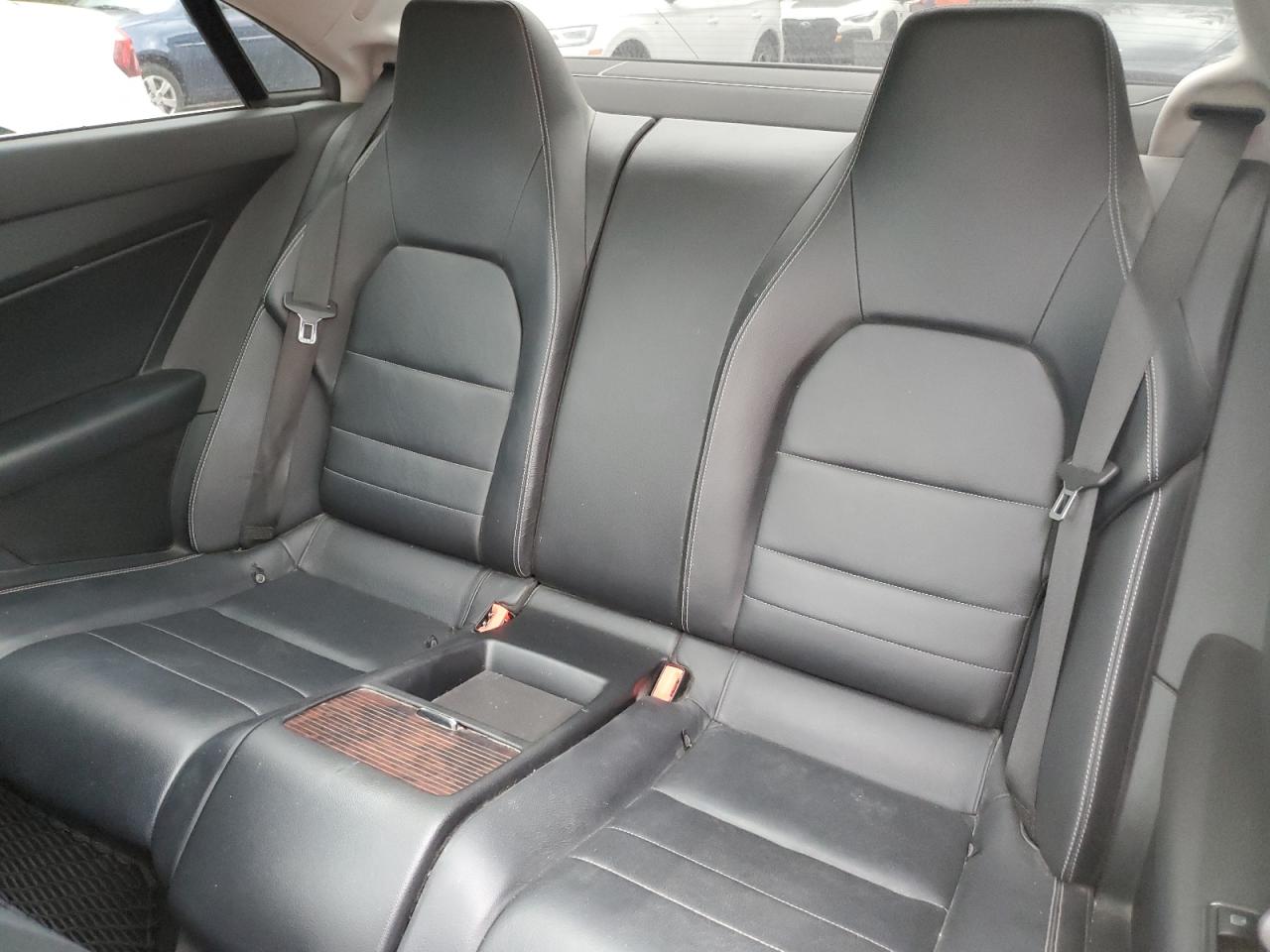 2010 Mercedes-Benz E 350 VIN: WDDKJ5GB0AF015712 Lot: 65233284