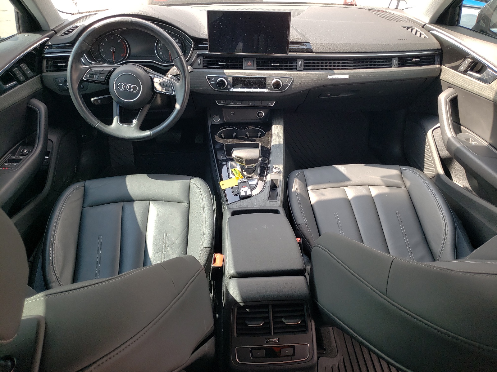 2021 Audi A4 Premium 40 vin: WAUABAF4XMN006859