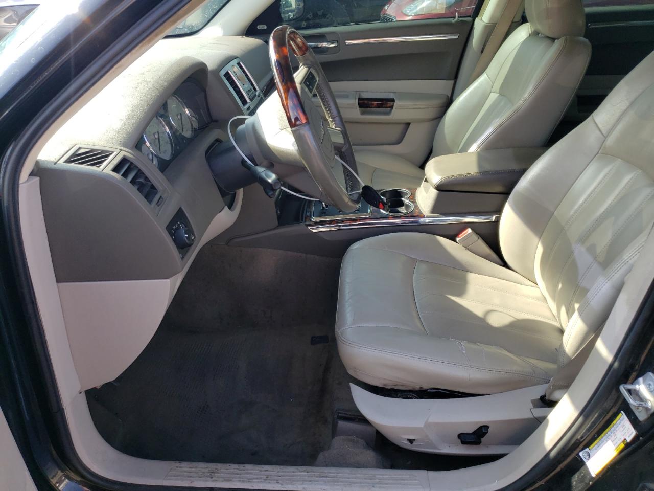 2008 Chrysler 300C VIN: 2C3KA63H38H335954 Lot: 65041354