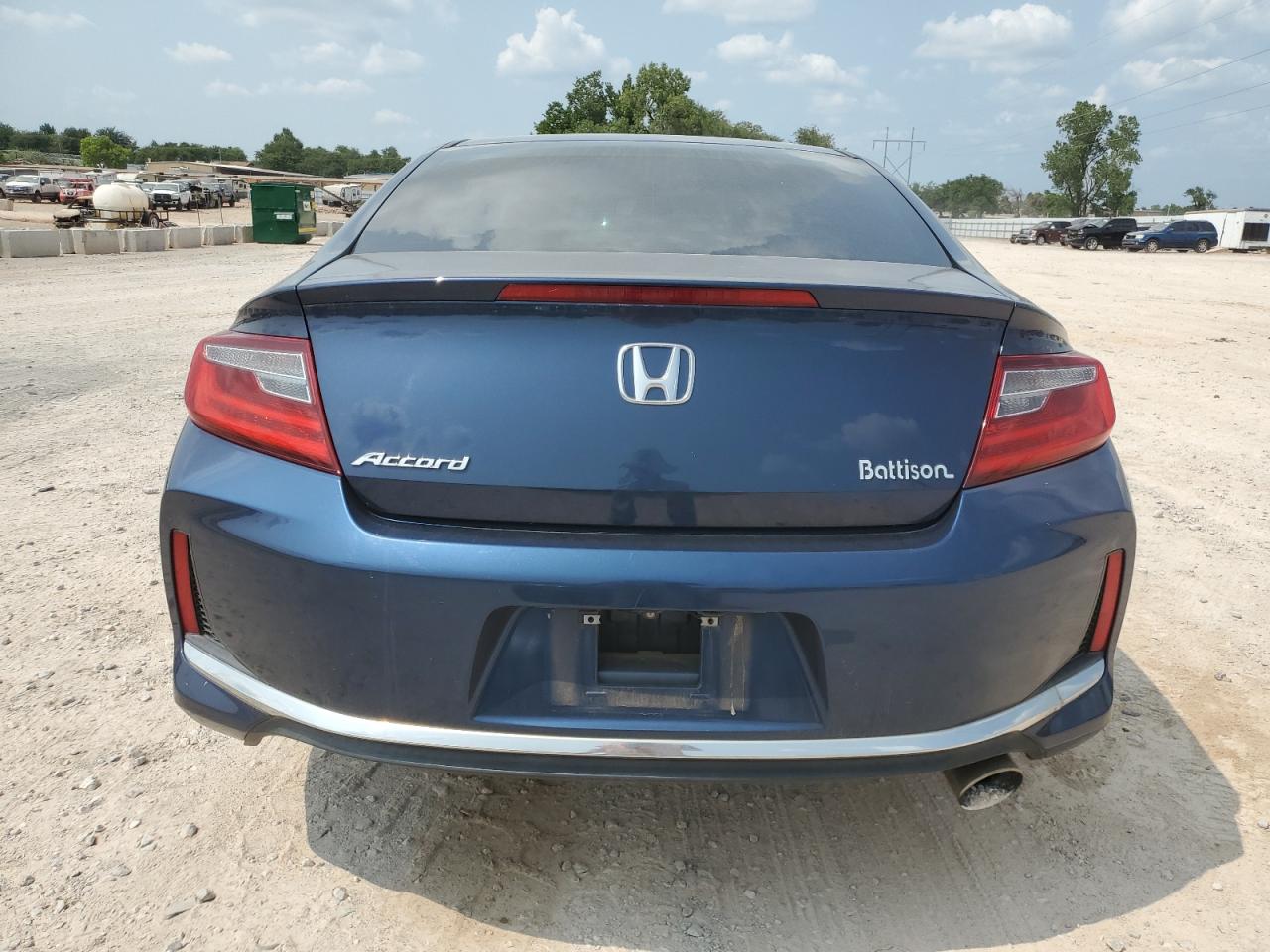 1HGCT1B38HA002281 2017 Honda Accord Lx-S