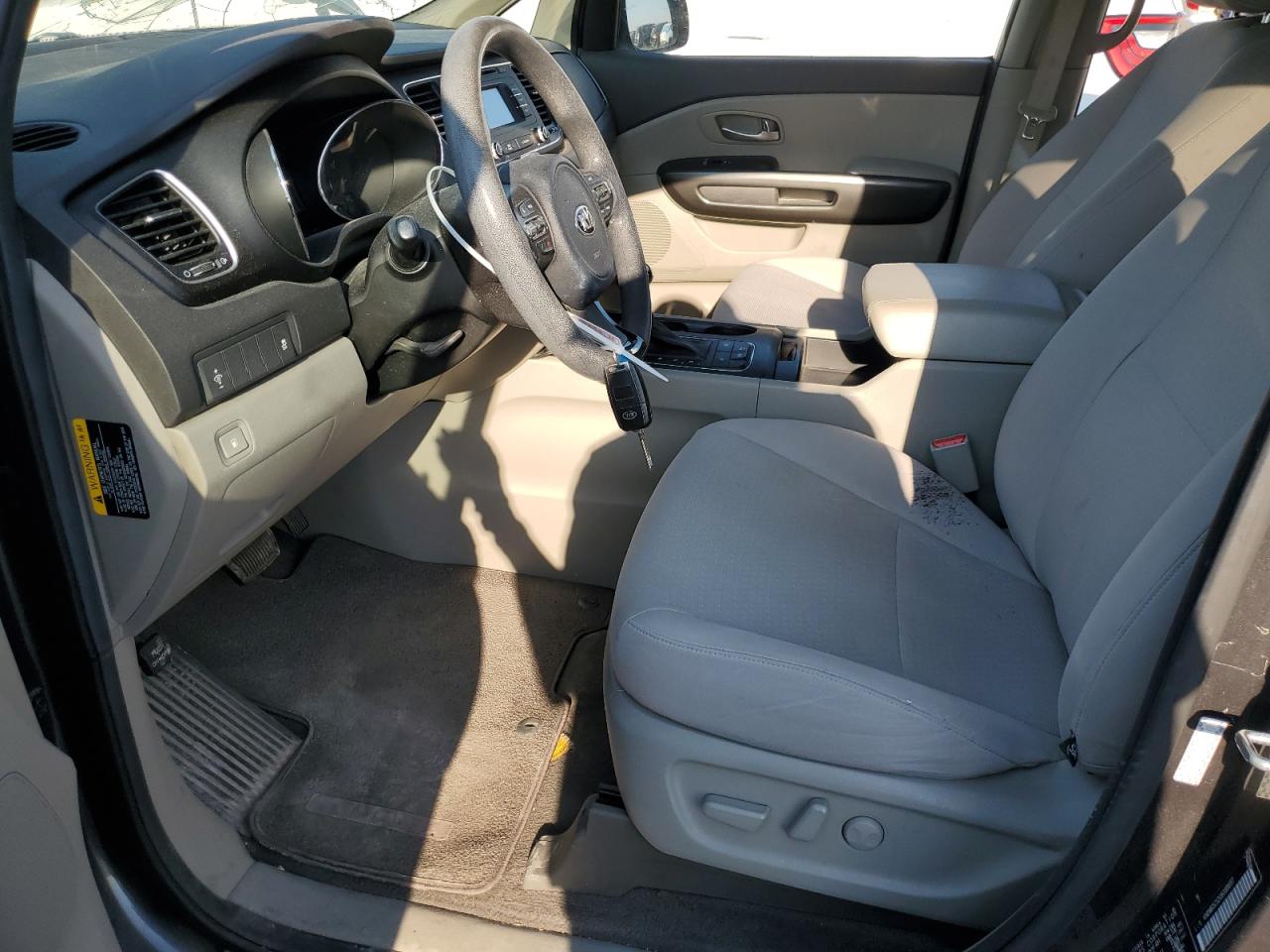 KNDMB5C12G6088697 2016 Kia Sedona Lx