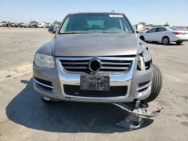 2010 Volkswagen Touareg V6 VIN: WVGBF7A95AD003799 Lot: 65259494