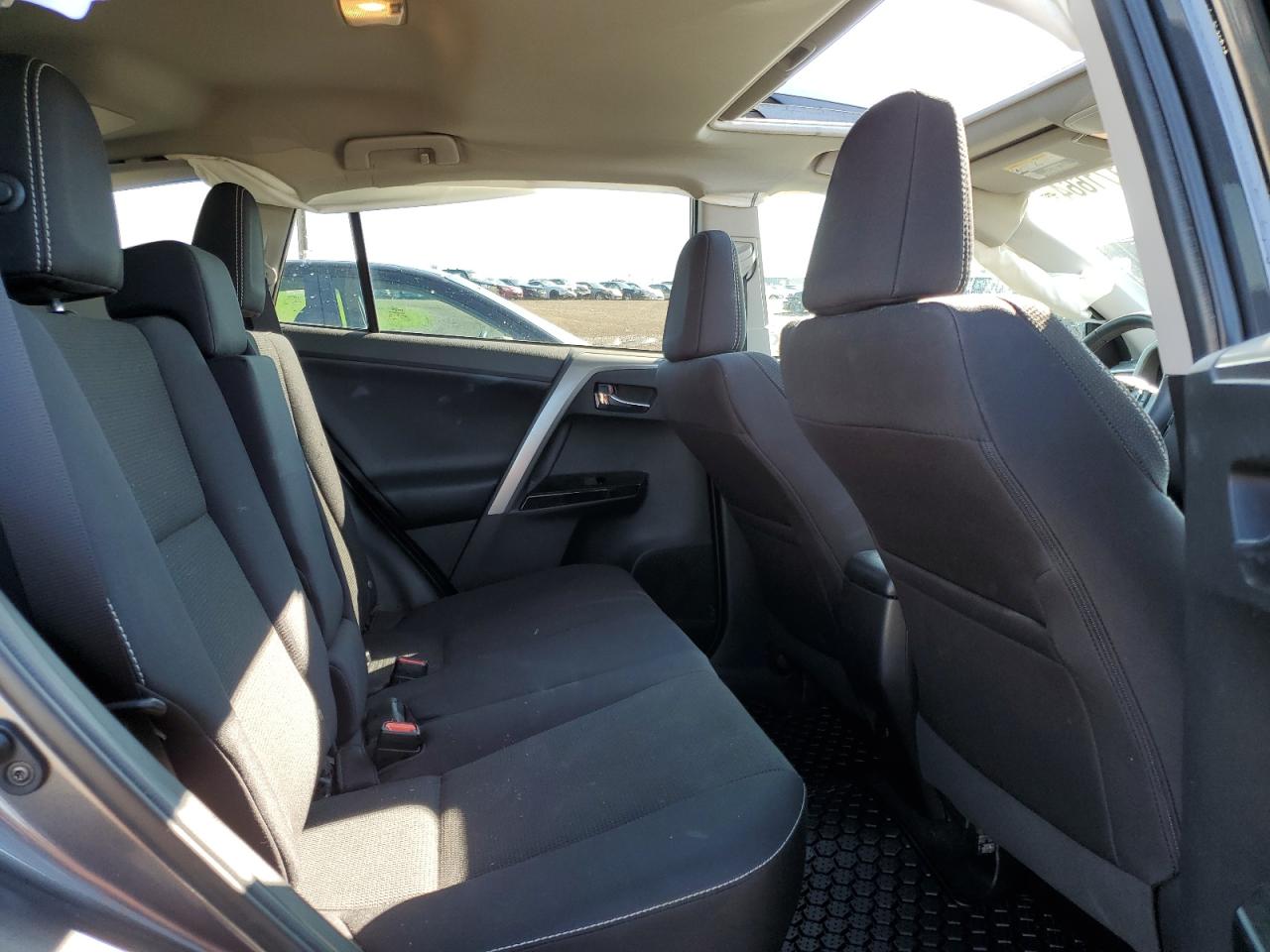 2018 Toyota Rav4 Adventure VIN: 2T3RFREVXJW725620 Lot: 62171664