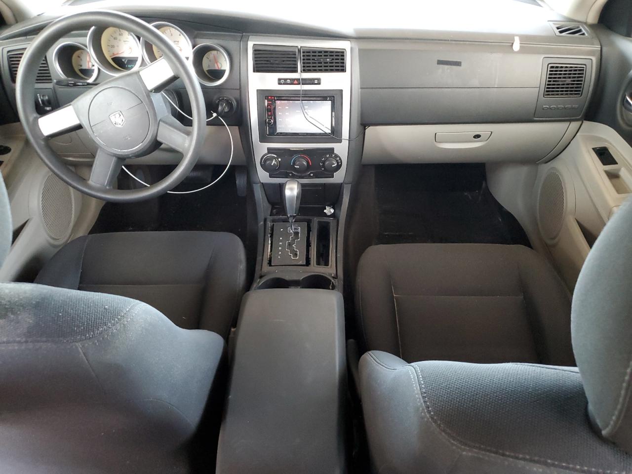 2005 Dodge Magnum Sxt VIN: 2D4FV48V55H670748 Lot: 65326704