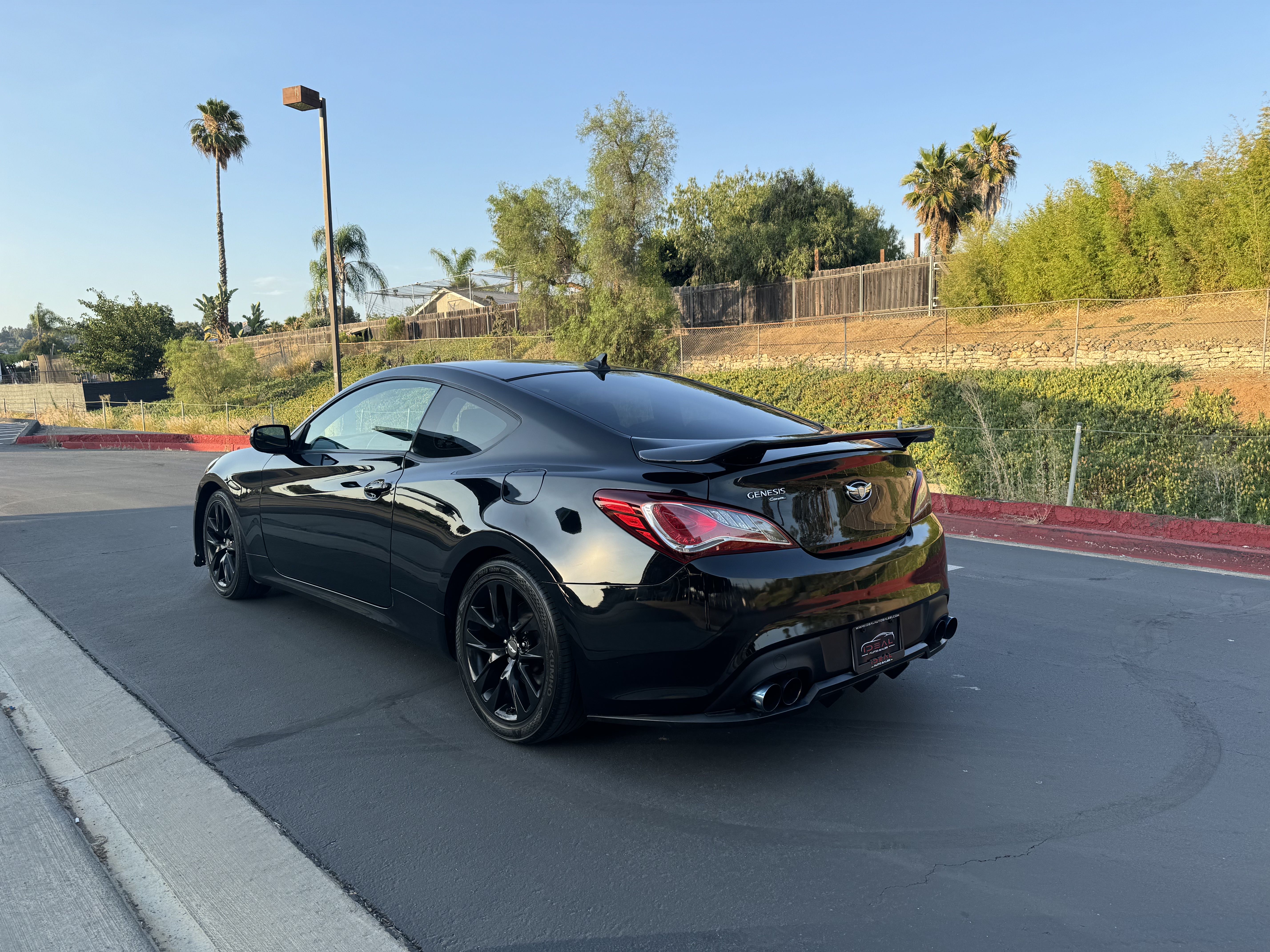 2013 Hyundai Genesis Coupe 2.0T vin: KMHHT6KD9DU094239