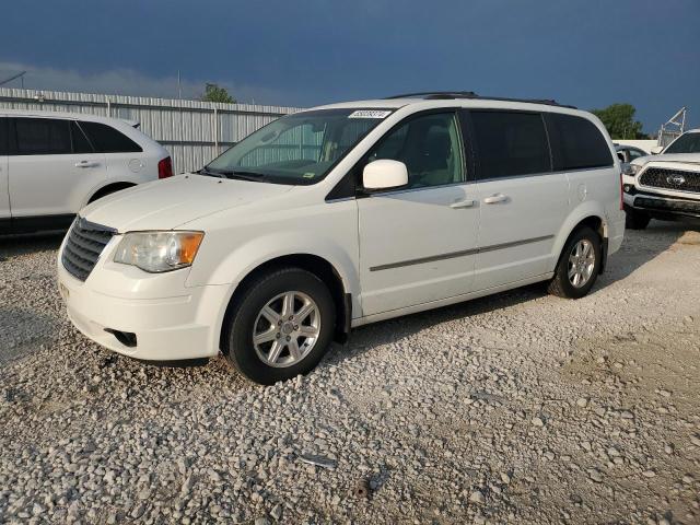 2009 Chrysler Town & Country Touring продається в Kansas City, KS - Water/Flood