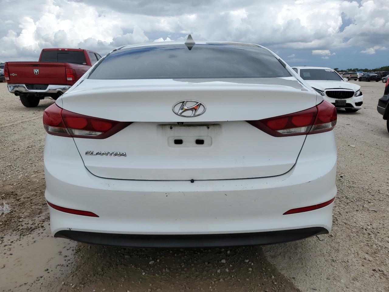 2017 Hyundai Elantra Se VIN: 5NPD84LF4HH032322 Lot: 64691524