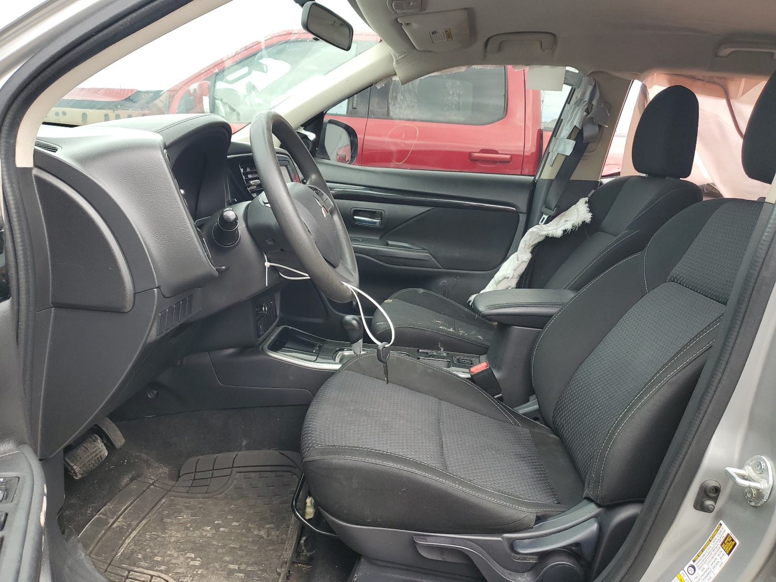 JA4AD2A37KZ007887 2019 Mitsubishi Outlander Es