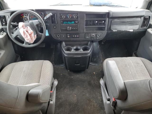  CHEVROLET EXPRESS 2017 Белы