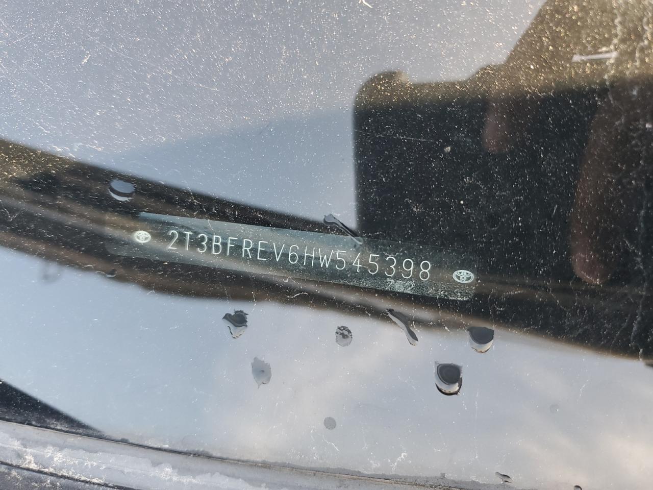 2017 Toyota Rav4 Le VIN: 2T3BFREV6HW545398 Lot: 64816764