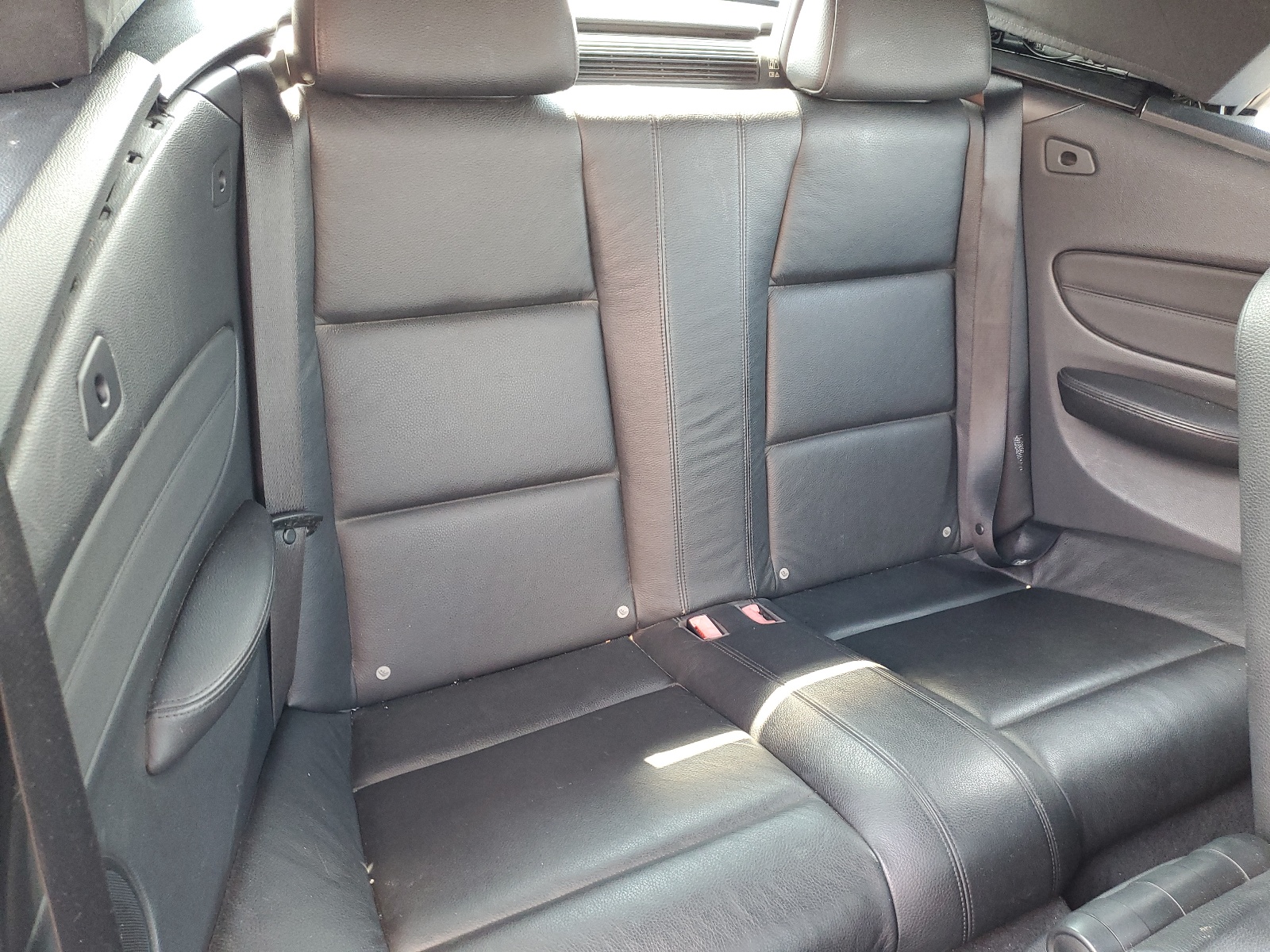 WBAUN7C52BVM24575 2011 BMW 135 I