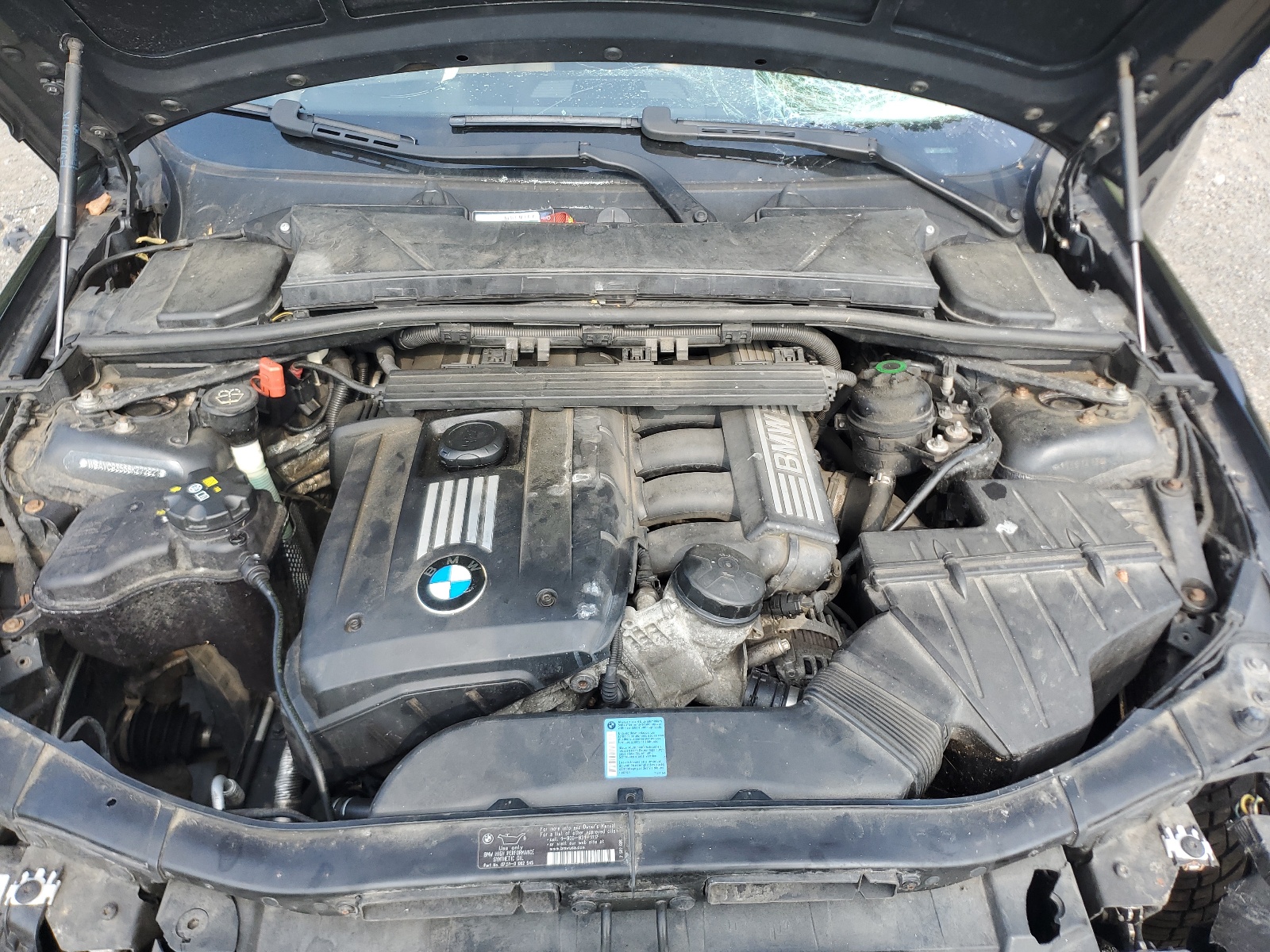 WBAVC93568KZ72921 2008 BMW 328 Xi