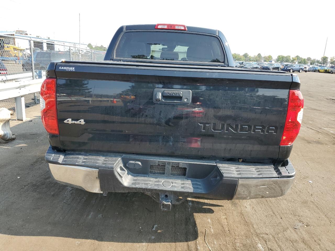 5TFDW5F15JX700716 2018 Toyota Tundra Crewmax Sr5