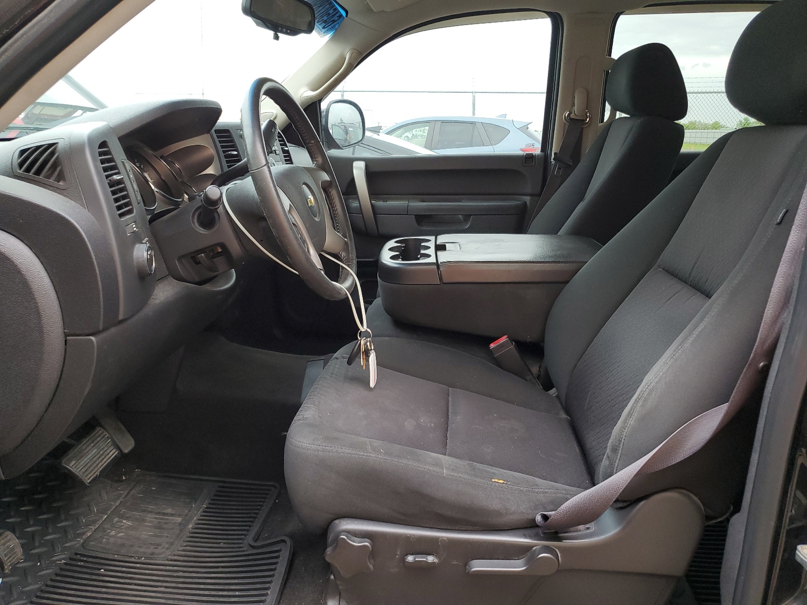 3GCPCSE04BG393106 2011 Chevrolet Silverado C1500 Lt