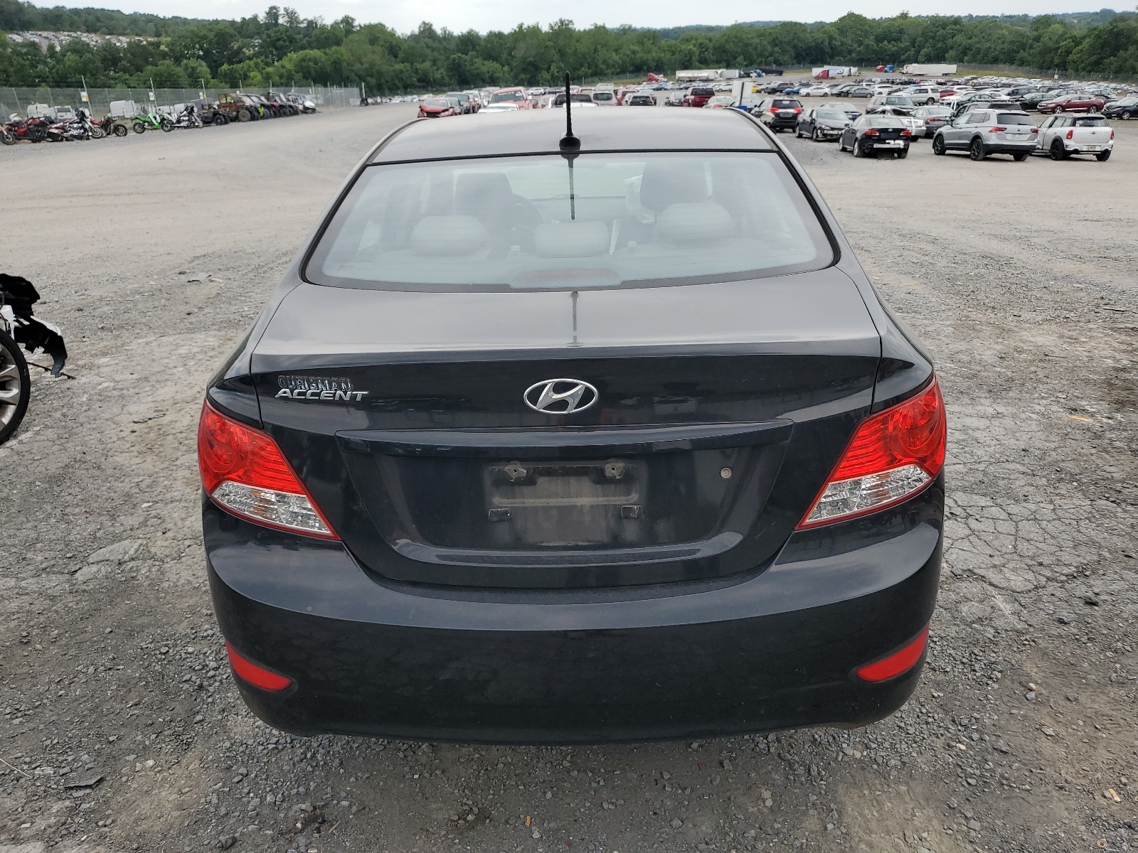 KMHCU4AE2DU336455 2013 Hyundai Accent Gls