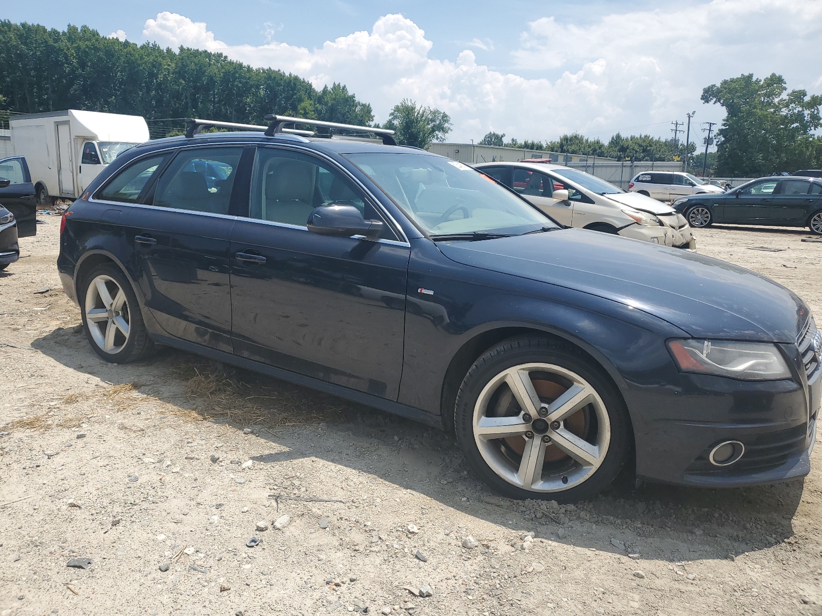 2012 Audi A4 Premium Plus vin: WAUWFAFL9CA106586