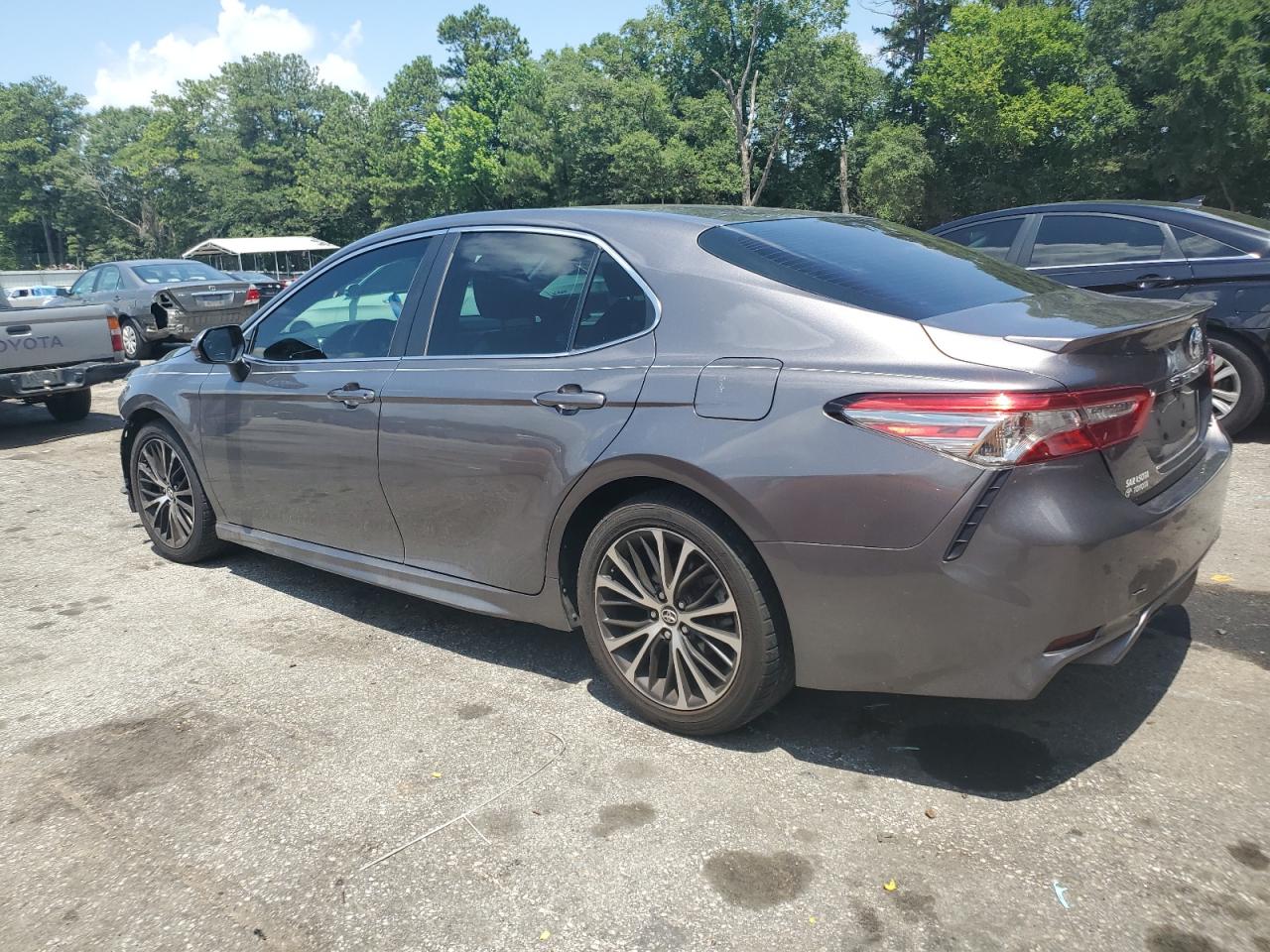 4T1B11HK9JU147005 2018 Toyota Camry L